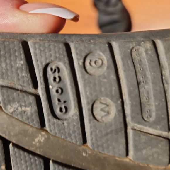 Croc duo - Picture 4 of 4